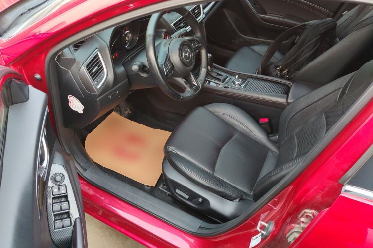 Used Mazda Mazda 3 Axela 2017 Hatchback 2.0L Automatic Sport Model China V Emission Standard