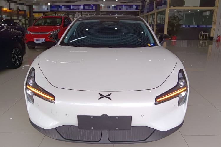 Used XPeng MONA M03 2024 620 with Ultra-Long Range
