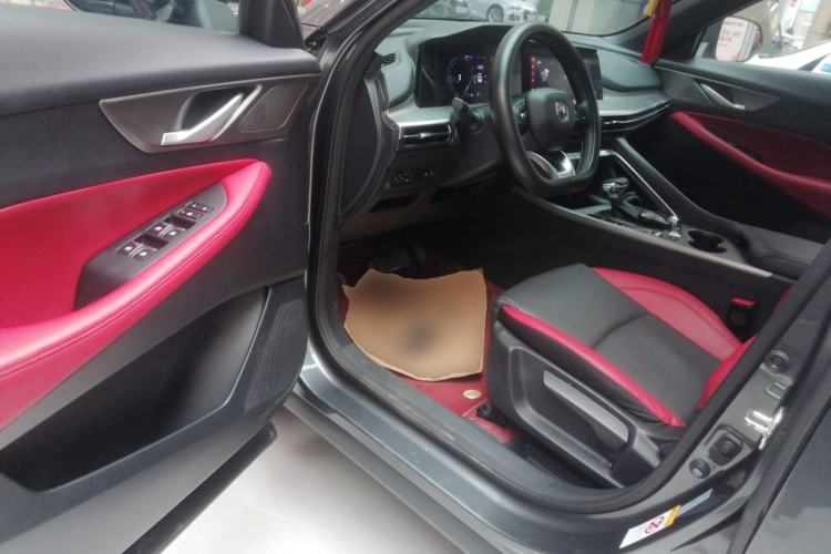 Used Changan CS35PLUS 2022 Blue Whale NE 1.4T DCT Luxury Model
