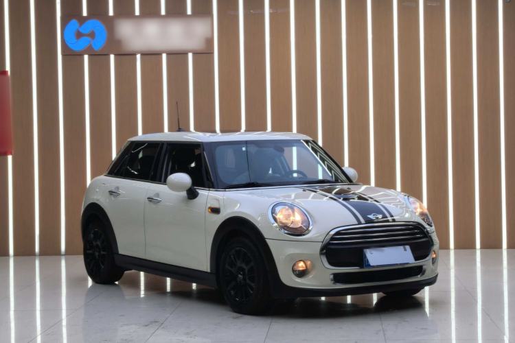 Used  MINI 2016 1.2T ONE Pioneer Edition Five-Door Version
