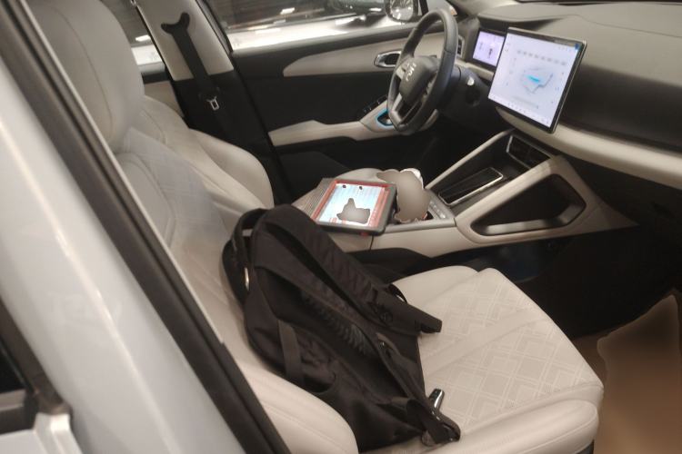 Used BYD Yuan UP 2025 Intelligent Driving Version 401 km Beyond-Range Edition