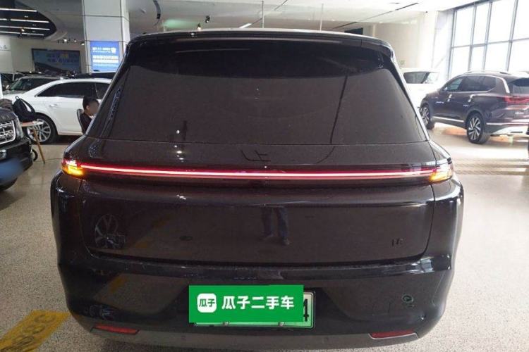 Used Li Auto L8 2023 Air model
