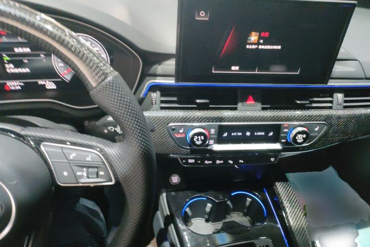 Used Audi A4L 2022 40 TFSI Luxury Dynamic Model
