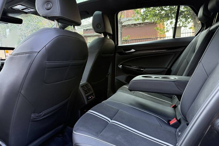 Used Volkswagen Golf 2021 280TSI DSG R-Line
