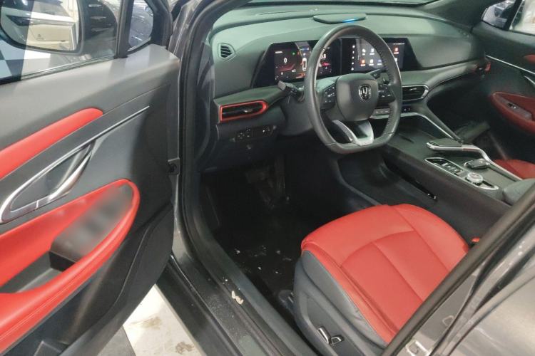 Used Changan UNI-T 2020 1.5T Prestige Version
