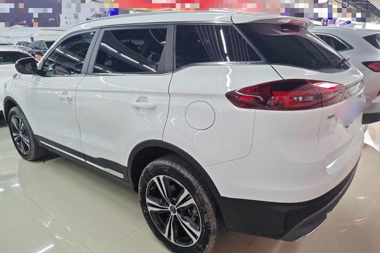 Used Geely Auto Emgrand X7 Sport 2022 1.8TD DCT Zhiya Trim
