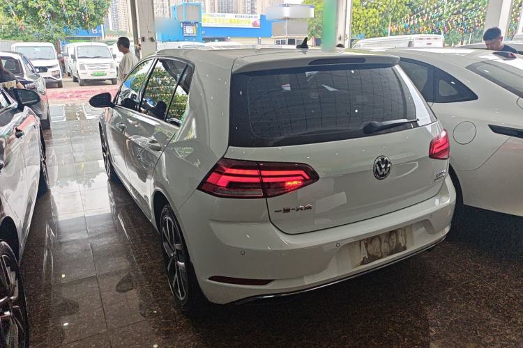 Used Volkswagen Golf 2020 200TSI DSG Comfortable and Ambitious Edition
