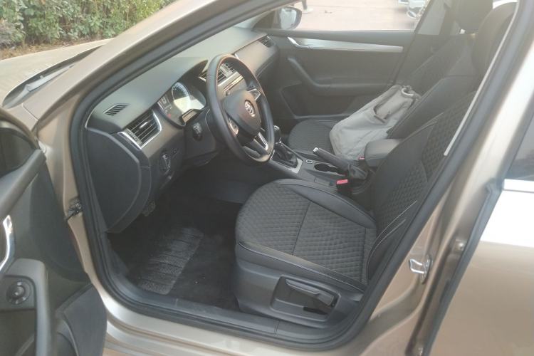 Used Skoda Octavia 2018 1.6L Automatic Luxury Edition