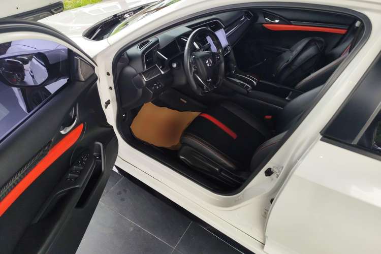 Used Honda Civic 2019 220TURBO CVT Dynamic Edition China VI Emission Standard
