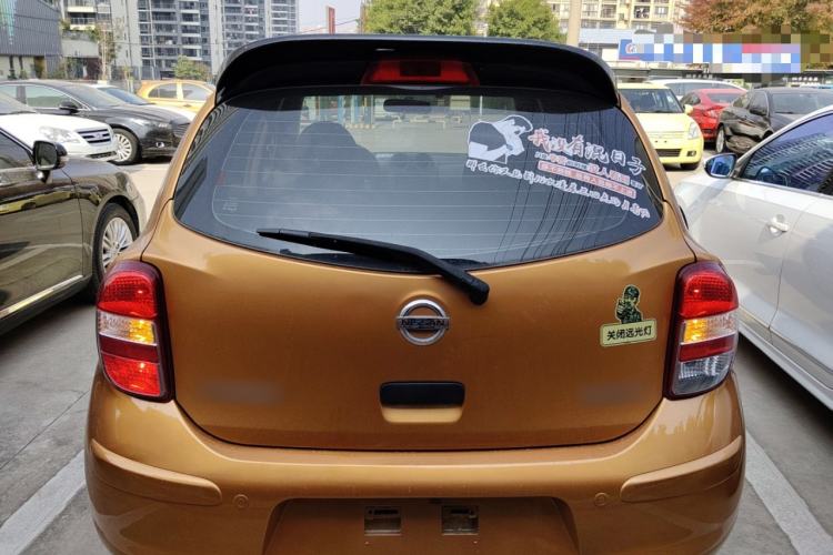 Used Nissan March 2015 1.5L Automatic E-Xuan Edition
