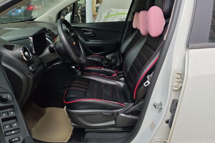 Used Chevrolet Trax 2016 1.4T Automatic Two-Wheel Drive Comfort Version with Sunroof
