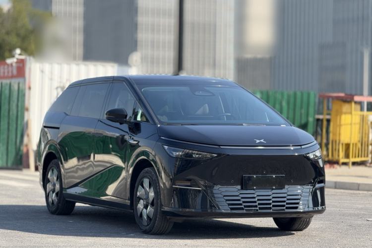 Used XPeng X9 2024 702 Ultra-Long Range Max
