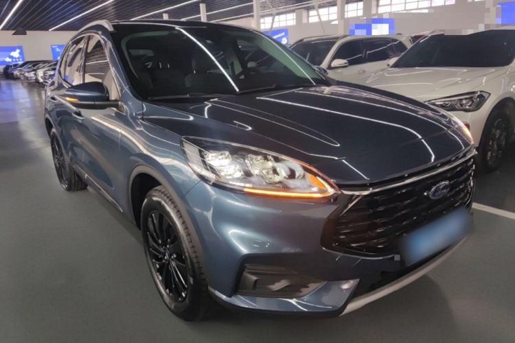 Used Ford Escape 2024 EcoBoost 245 Two-Wheel-Drive Titanium Edition
