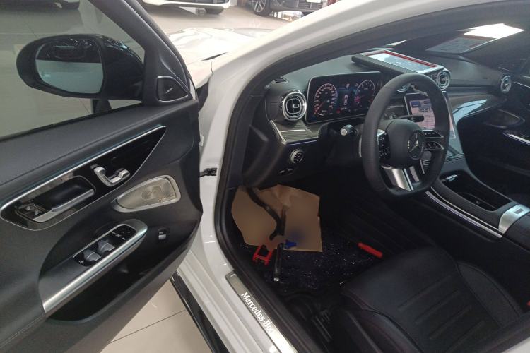 Used Mercedes-Benz C-Class 2024 Second Facelift C 260 L Starry Night Sport Edition
