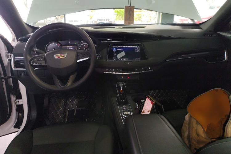 Used Cadillac XT4 2022 28T Two-Wheel Drive Fashion Edition
