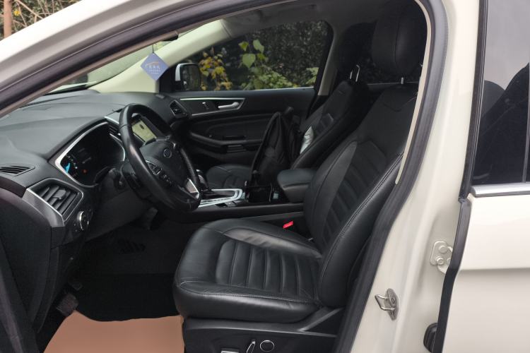 Used Ford Edge 2016 EcoBoost 245 Two-Wheel-Drive Titanium 7-Seater