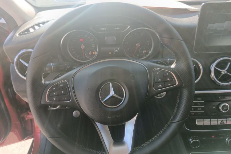 Used Mercedes-Benz GLA 2017 GLA 200 Sport Edition