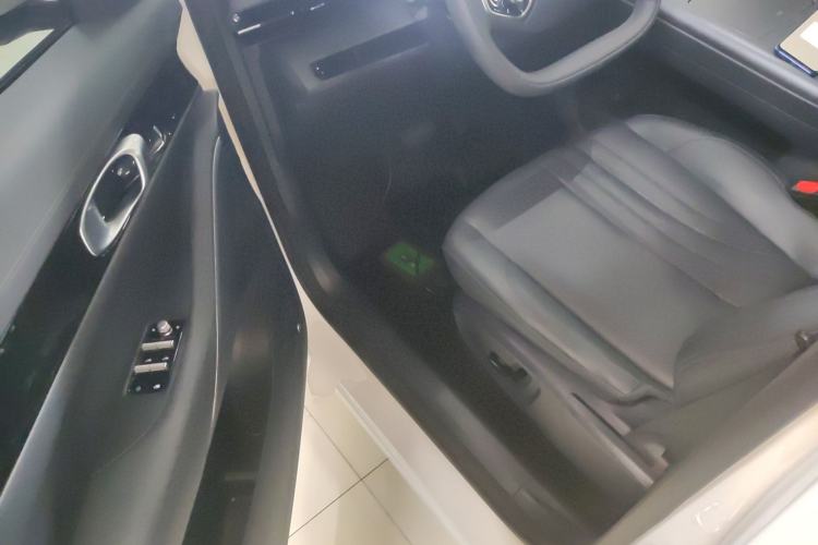 Used  E5 2024 440km Exploration Version
