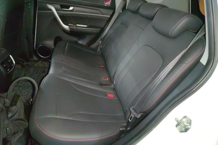 Used Haval M6 2019 1.5T DCT Two-Wheel Drive Elite Version China VI Standard
