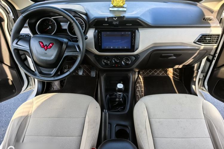 Used Wuling Hongguang 2021 1.5L S Standard Version LAR