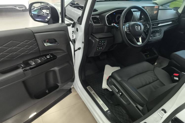 Used Honda Elysion 2024 2.0L eHEV Luxury Edition