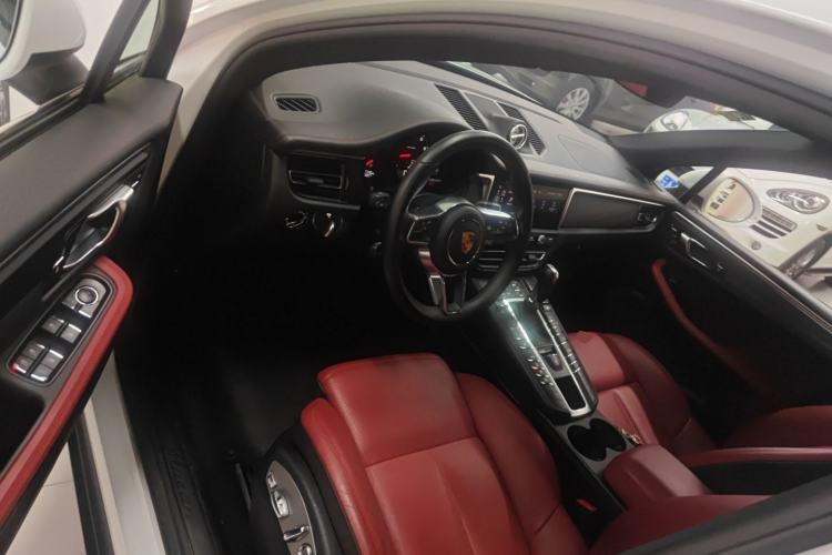 Used Porsche Macan 2018 Macan 2.0T