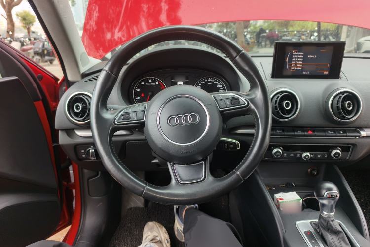 Used Audi A3 2014 Limousine 35 TFSI Automatic Comfort Model