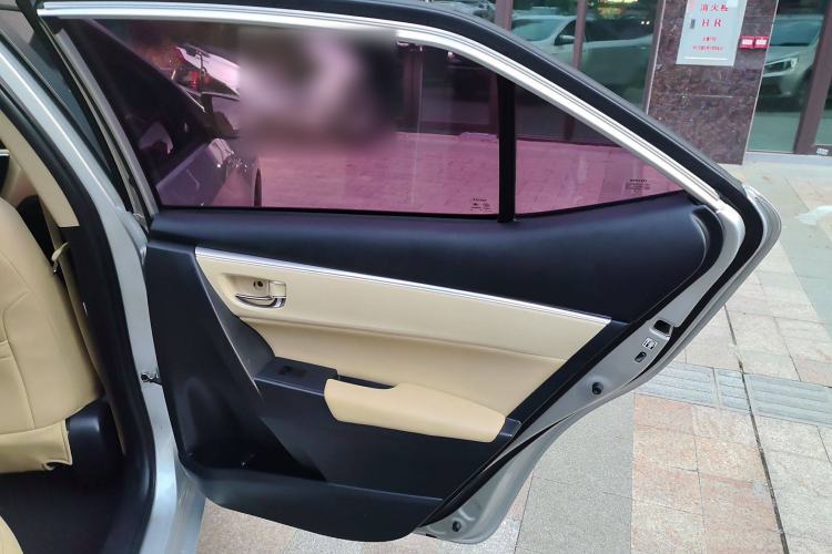 Used Toyota Levin 2017 Revised Dual-Engine 1.8H GS E-CVT Elite Sunroof Version China VI Standard
