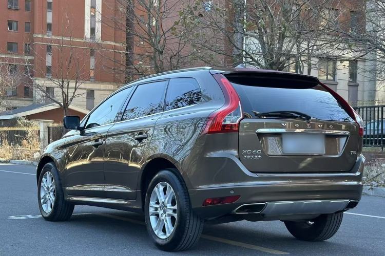 Used Volvo XC60 2016 T5 Smart Upgrade Model
