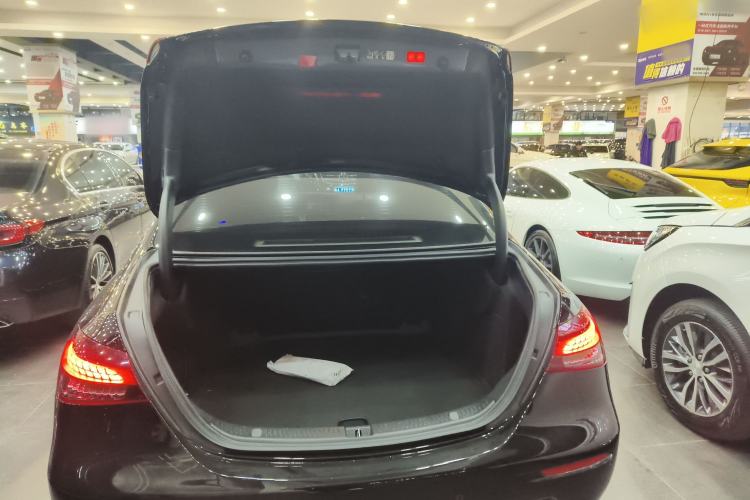 Used Mercedes-Benz E-Class 2023 Updated E 300 L Fashion Edition
