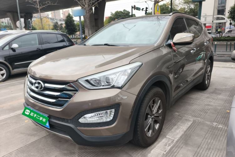Used Hyundai Santa Fe 2013 2.4L Automatic Two-Wheel Drive Smart Version
