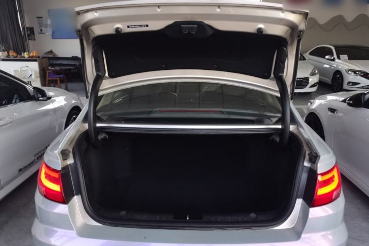 Used Geely Auto Emgrand GL 2017 1.3T DCT Luxury Model
