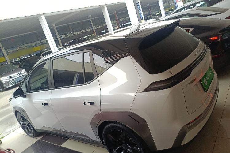 Used AION Y 2022 Plus 70 Tech Edition
