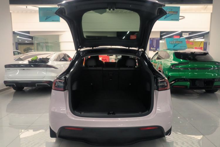 Used Tesla Model Y 2021 Standard Range Rear-Wheel Drive Version