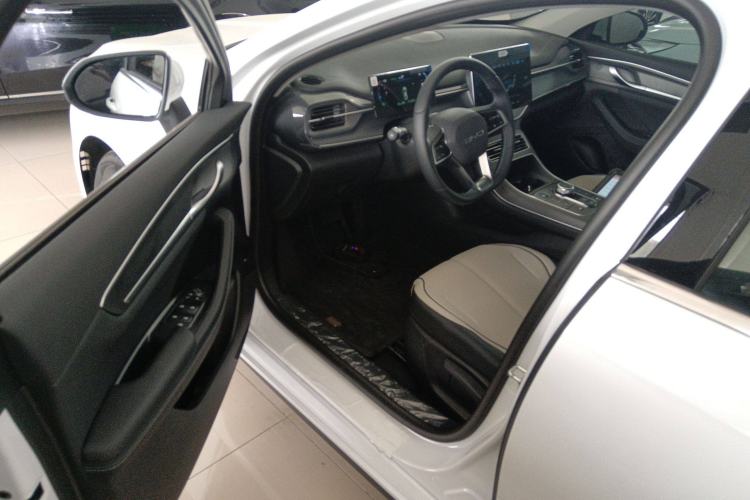 Used BYD Destroyer 05 2024 HONOR Edition DM-i 55KM Luxury Model
