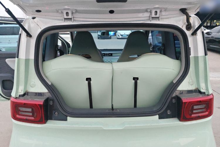 Used Wuling Hongguang MINIEV 2021 Macaron Premium Model – Lithium Iron Phosphate
