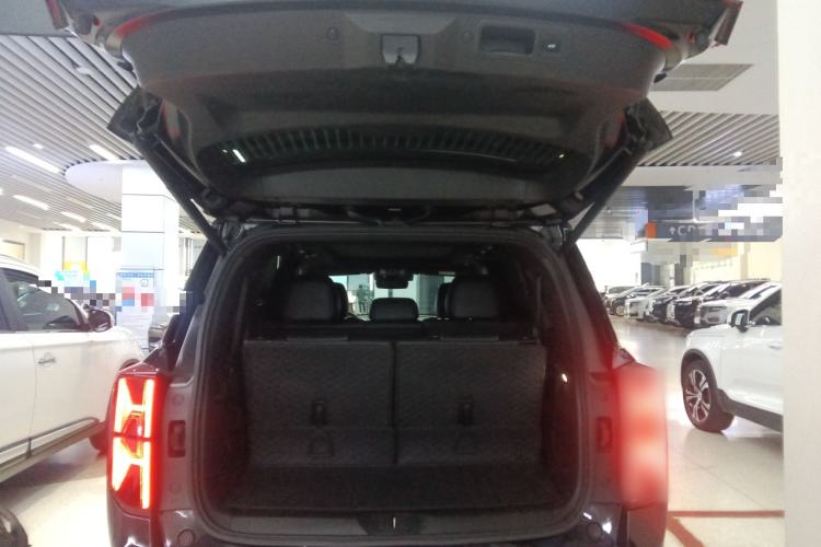 Used GAC Trumpchi GS8 2022 Linghang Series 2.0 TGDI Two-Wheel-Drive Luxury Smart Connectivity Version (7 Seats)