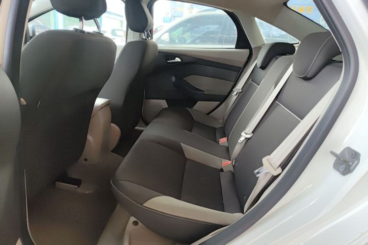 Used Ford Focus 2012 Sedan 1.6L Automatic Comfort Model