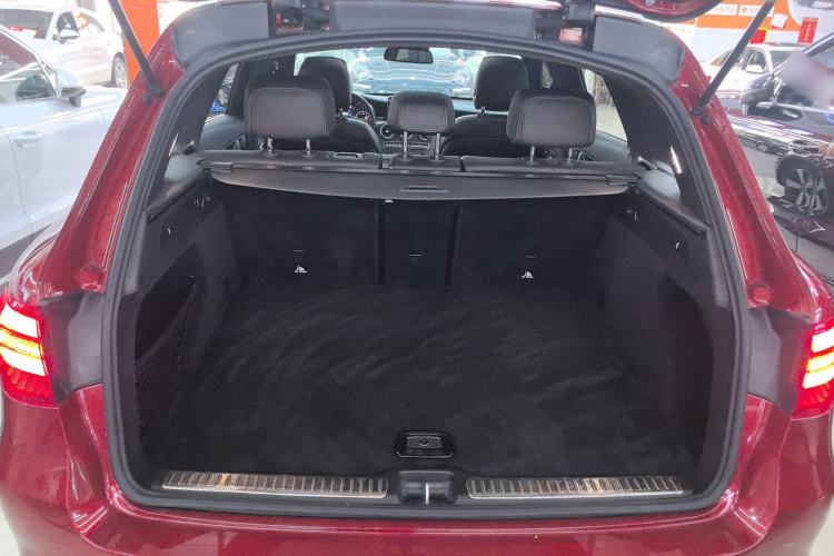 Used Mercedes-Benz GLC 2019 Refreshed GLC 300 L 4MATIC Dynamic Edition
