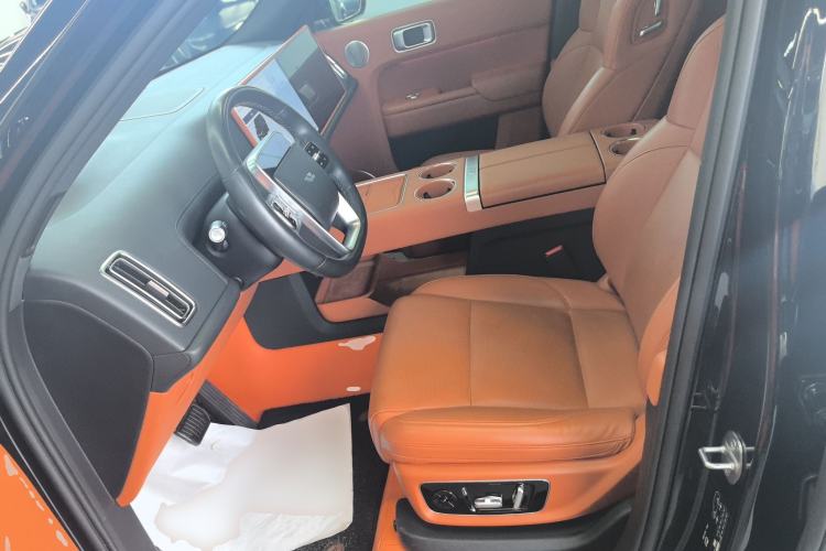 Used Li Auto L8 2023 Max model
