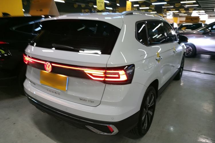 Used Volkswagen Tharu 2023 300TSI Two-Wheel-Drive Moonlight Edition
