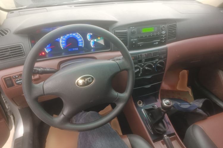 Used BYD F3 2012 Energy-Saving Model 1.5L Manual Comfort Version
