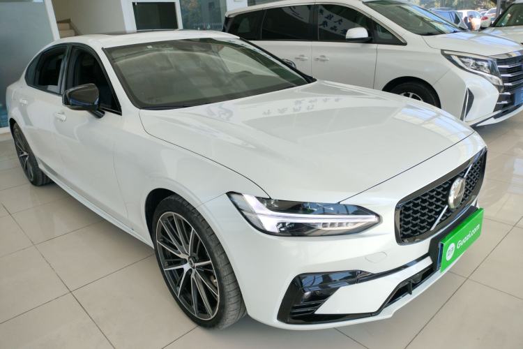 Used Volvo S90 2021 B5 Zhiyi Sport Edition
