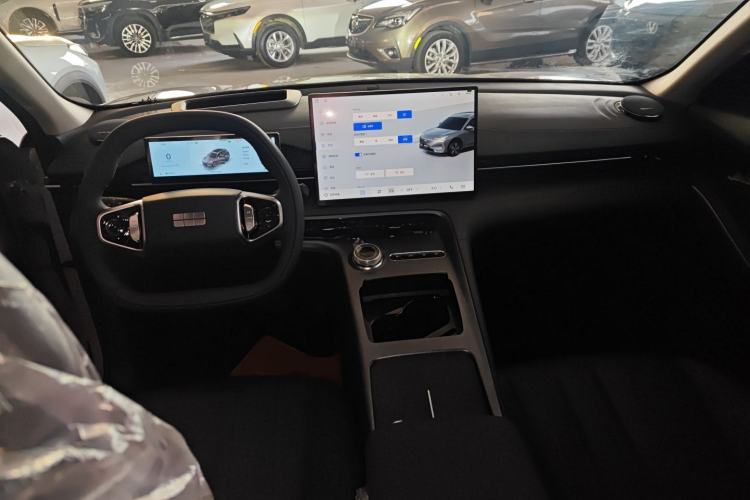 Used  E5 2026 Model 530km Exploration Edition
