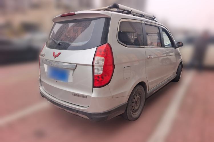 Used Wuling Hongguang 2013 1.5L Luxury Model
