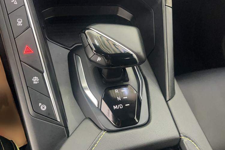 Used Lynk & Co 06 2023 Remix 1.5T Dynamic Halo
