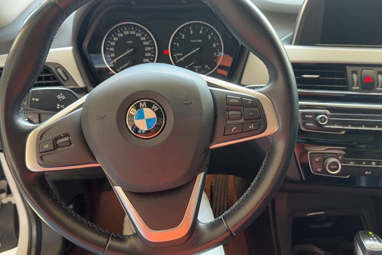 Used BMW X1 2018 sDrive20Li Leading Model
