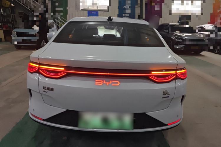 Used BYD Qin L 2025 EV 545KM Beyond Version
