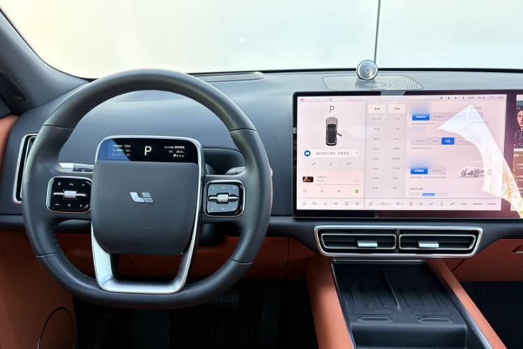 Used Li Auto L8 2023 Pro Model
