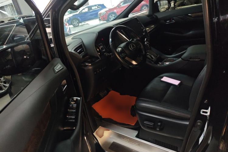 Used Toyota Vellfire 2023 Crown Dual-Engine 2.5L HV Prestige Edition